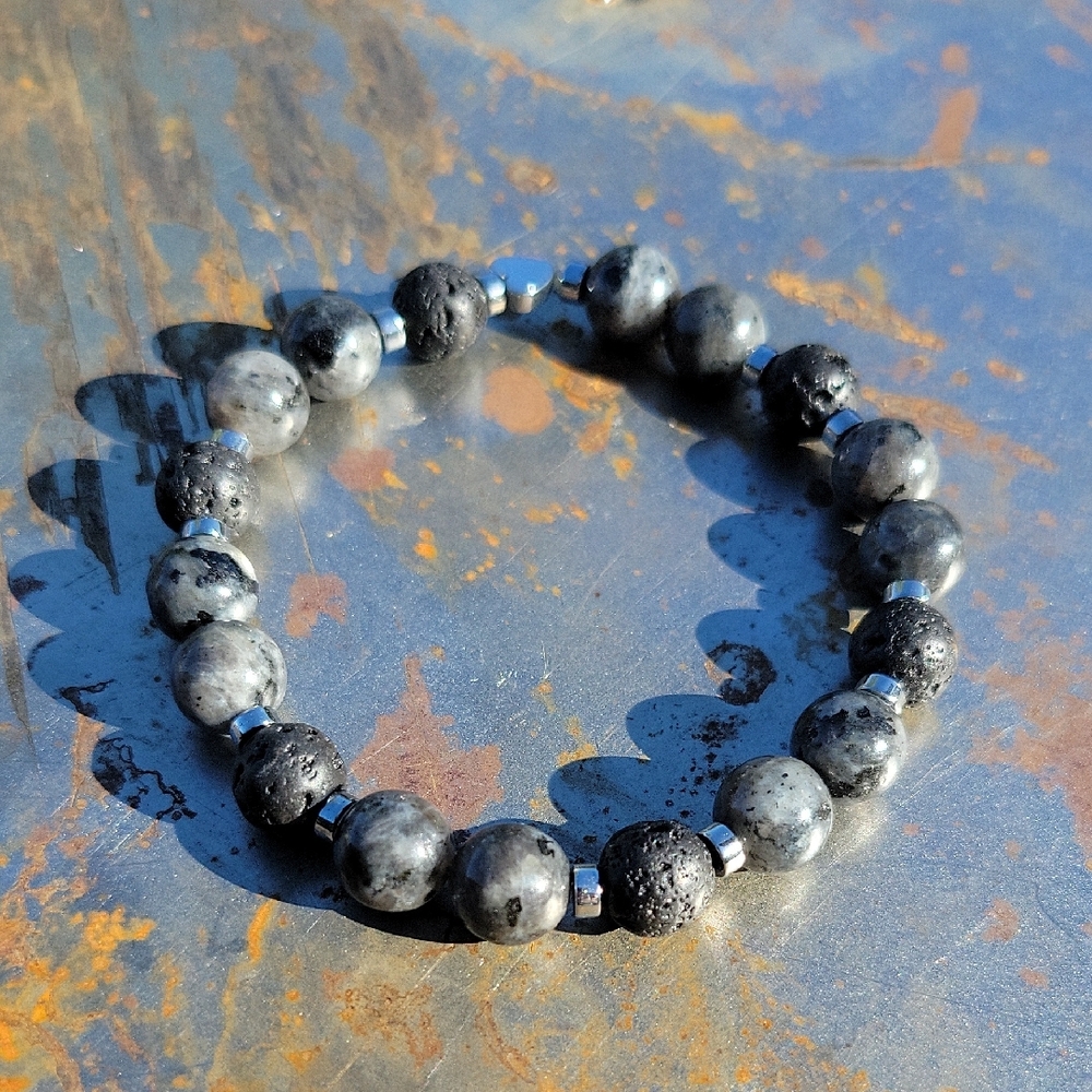 Labradorite Bracelet - Picture 2 of 6